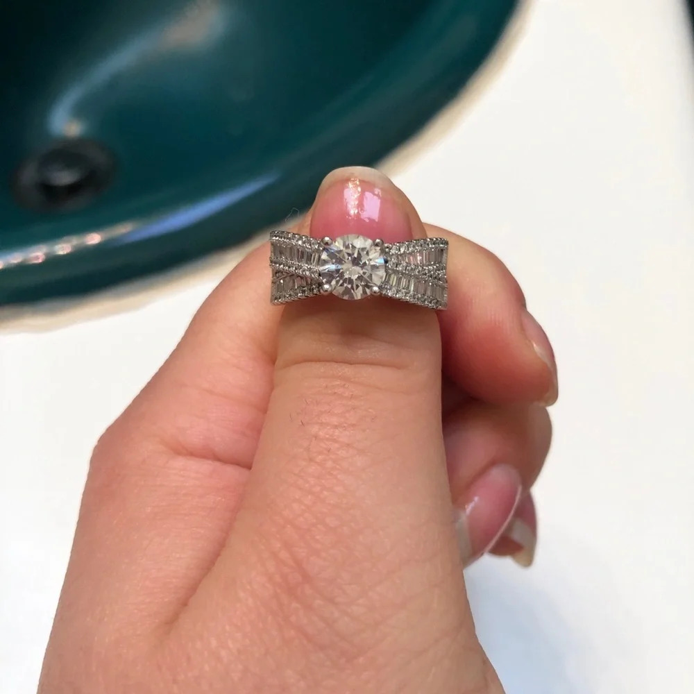 STERLING SILVER CZ RING